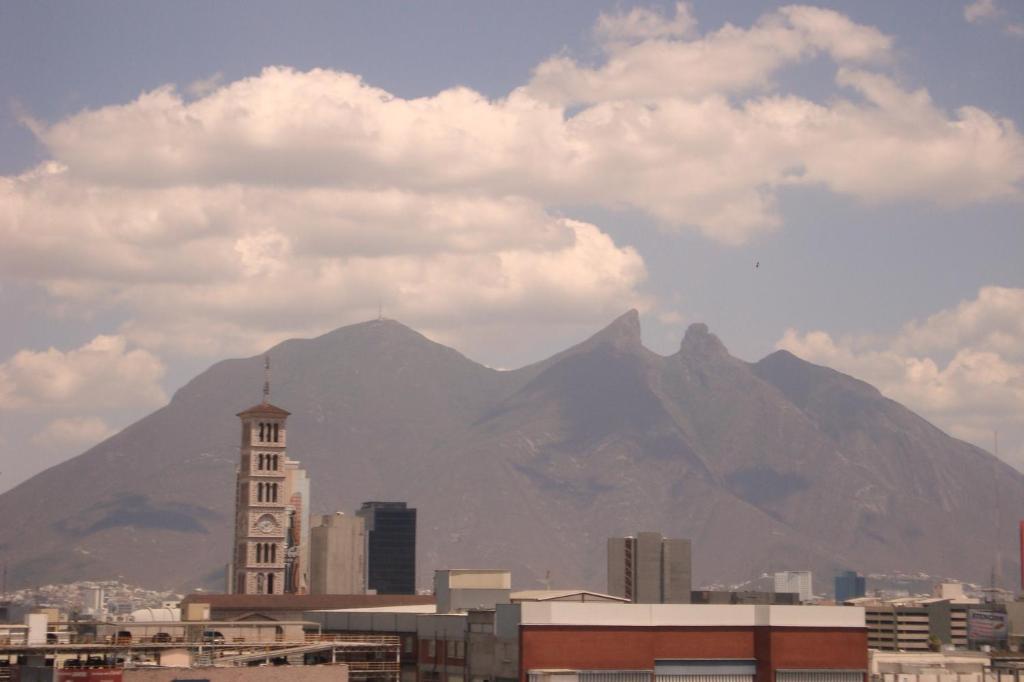 Hotel Parque Central Monterrey Eksteriør bilde